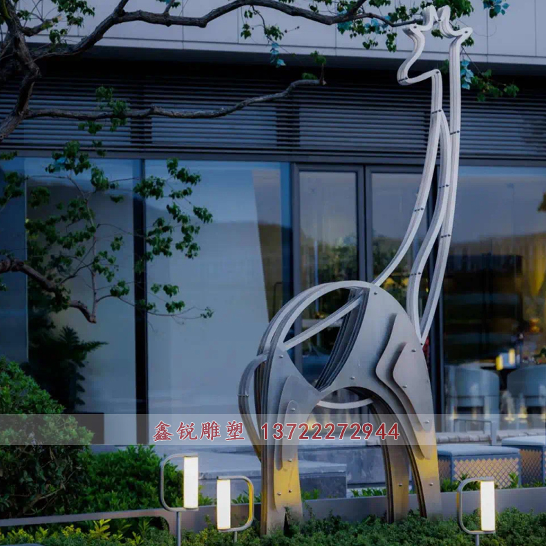 不銹鋼抽象長頸鹿雕塑廠家定制
