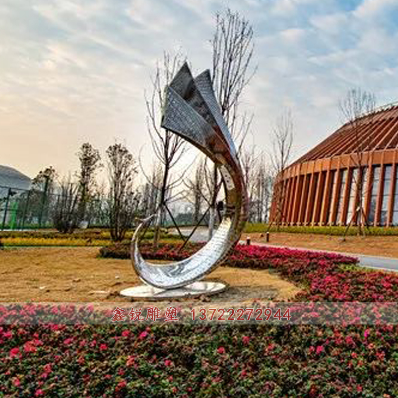 不銹鋼鏤空發光雕塑